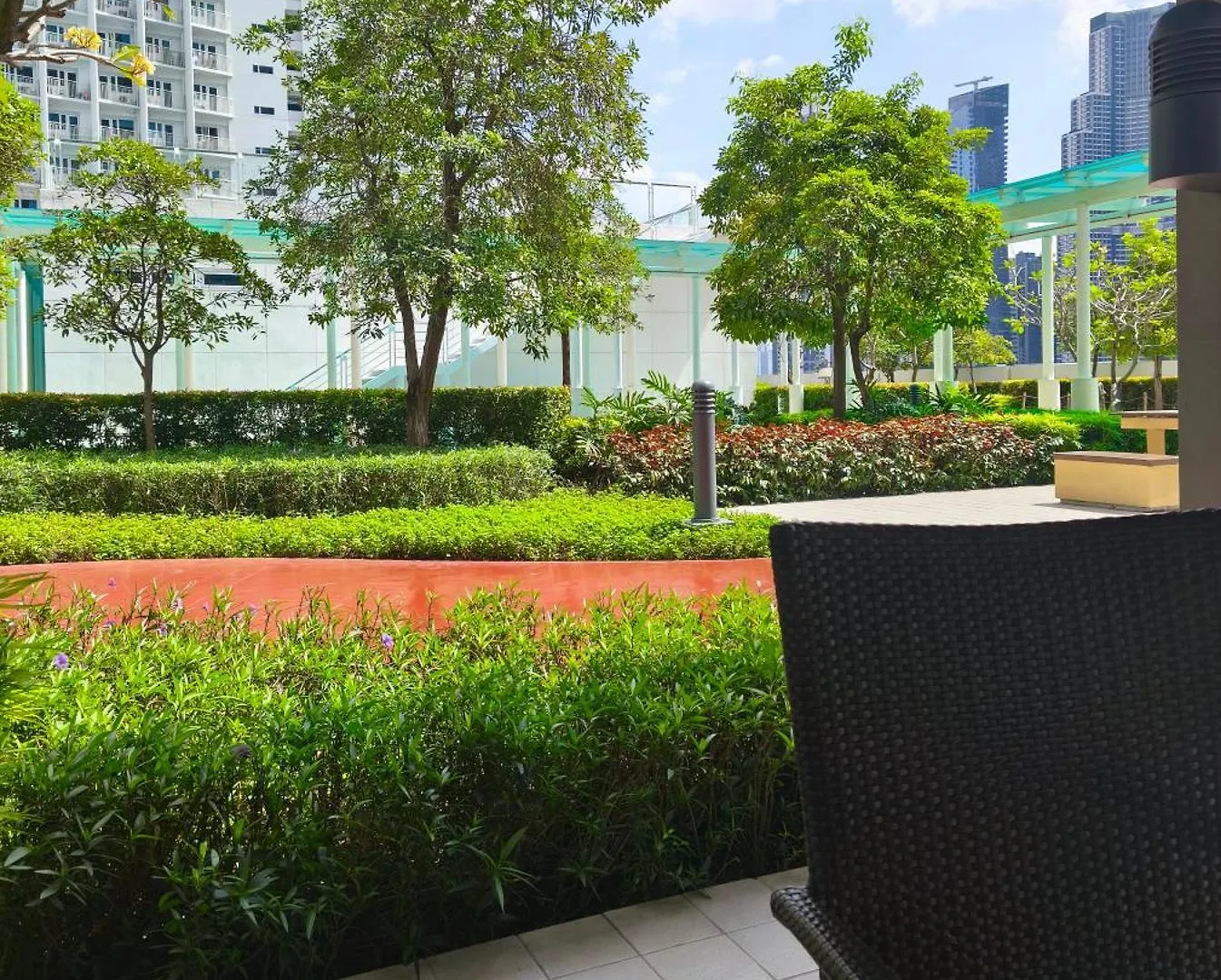 Apartment Condo Unit-Sm Jazz Residences Manila