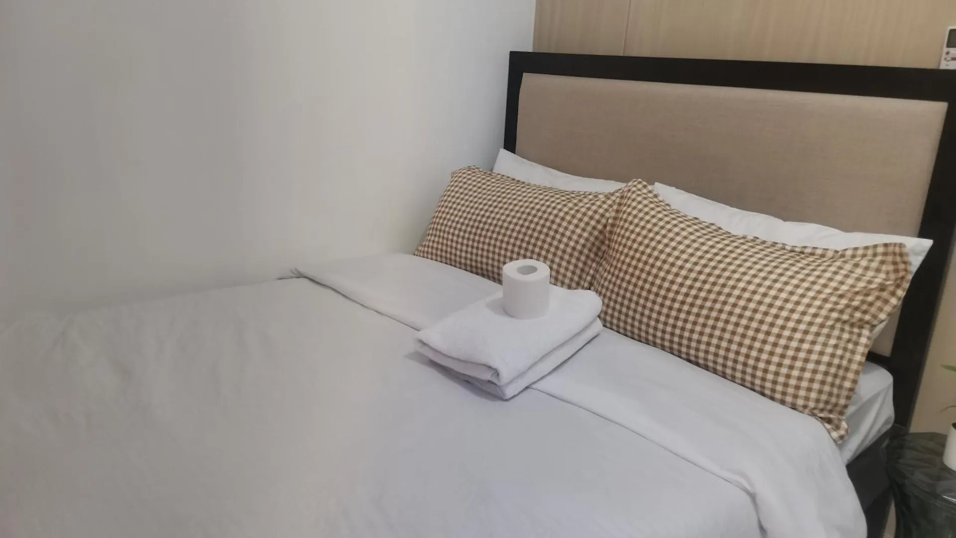Condo Unit-Sm Jazz Residences Manila 0*,  Philippines